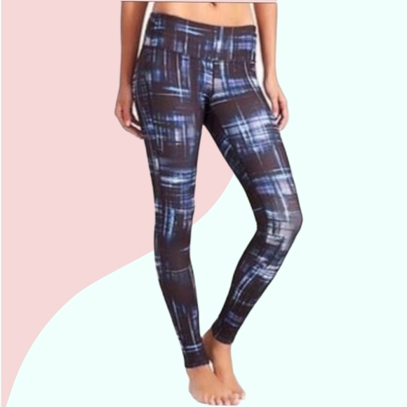 Athleta Pants - ATHLETA CHATURANGA LEGGING